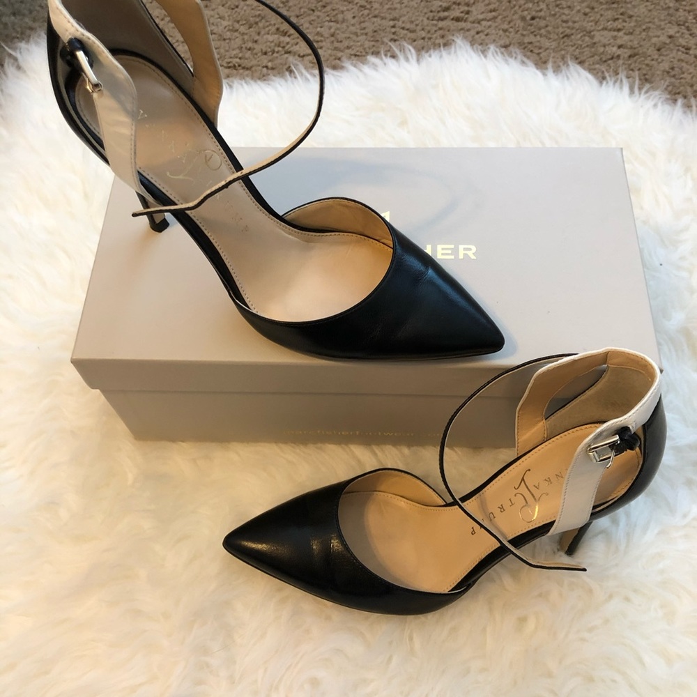 Ivanka Trump black and white heel